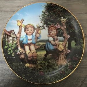 Hummel Collectors Plate - Apple Tree Boy and Girl